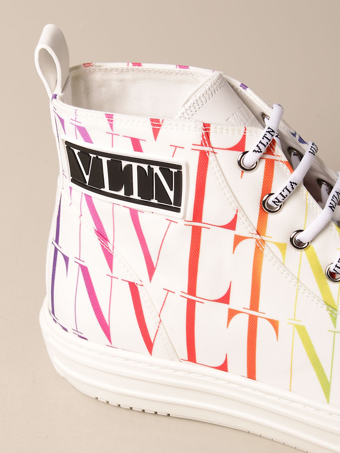 valentino garavani giggies white leather sneakers