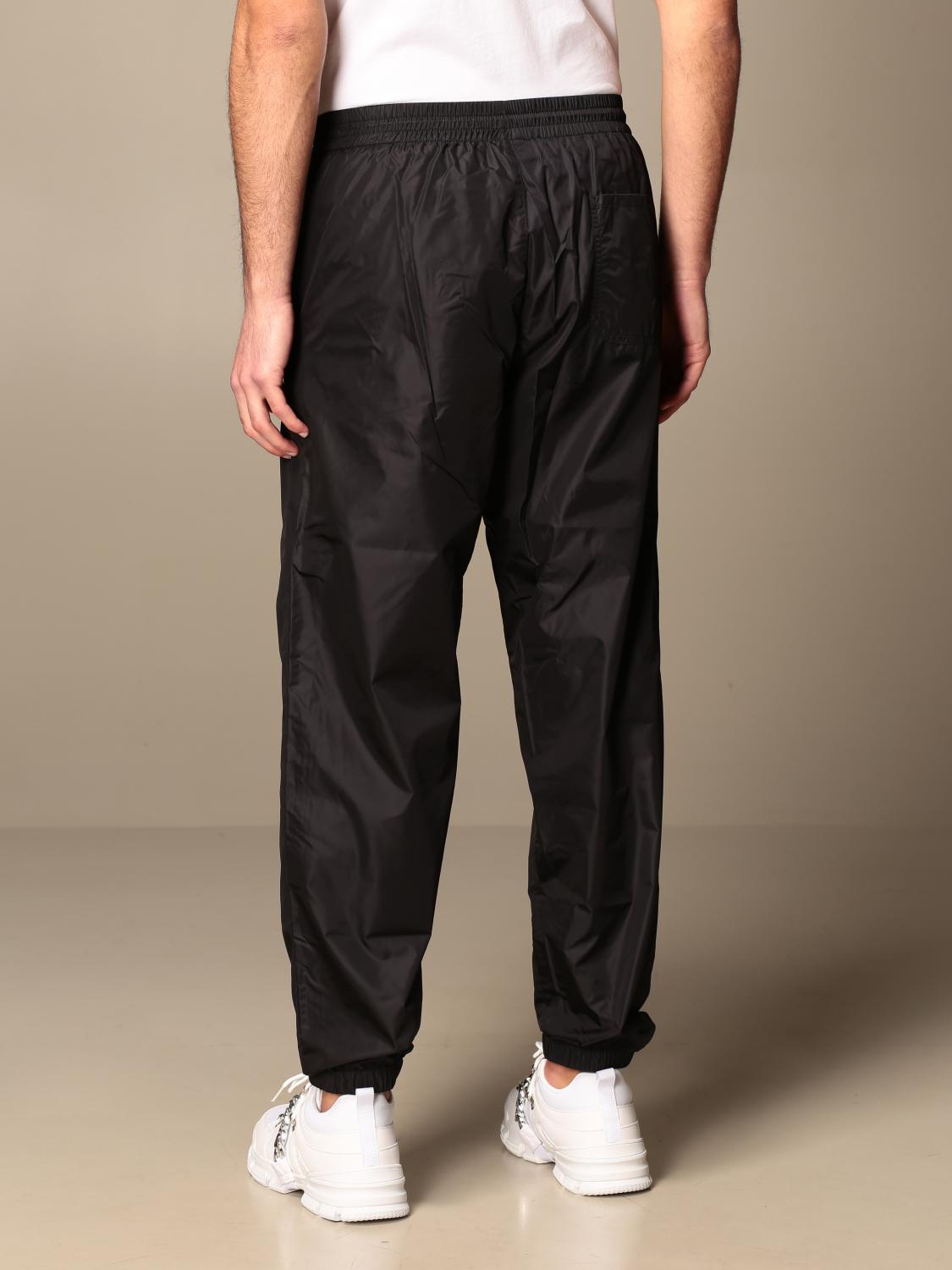 MARCELO BURLON: Pantalone jogging in nylon con logo - Nero | Pantalone  Marcelo Burlon CMCA146R21FAB001 GIGLIO.COM