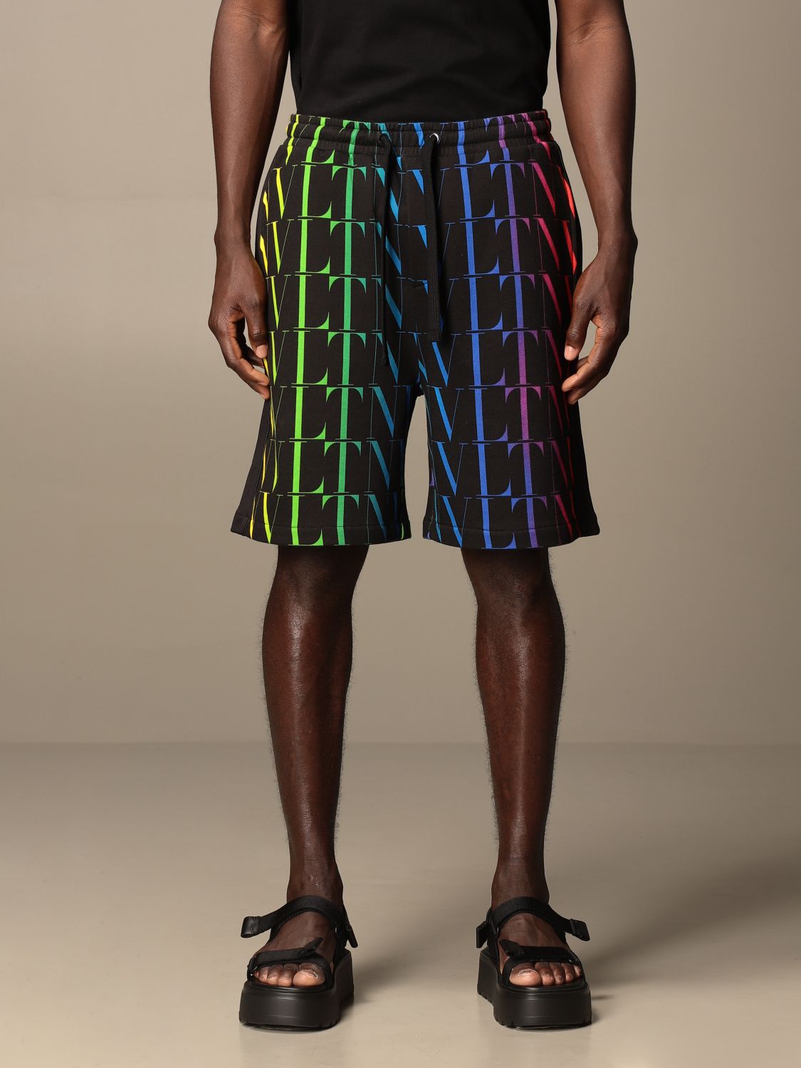 Louis Vuitton Shorts for Men - Vestiaire Collective