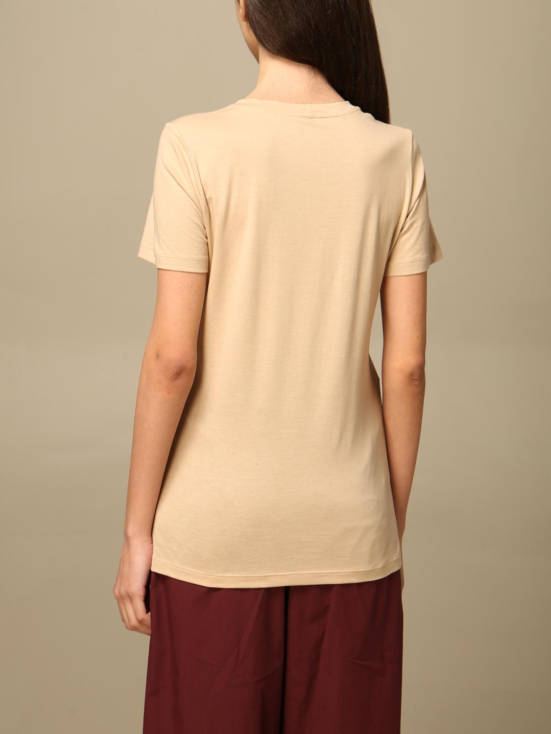 beige basic t shirt