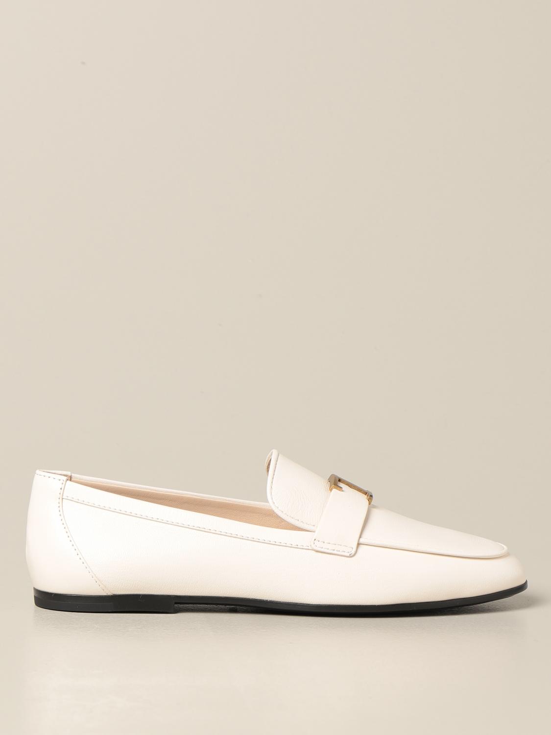 TOD'S: Mocassino in pelle con cinturino e monogramma T - Panna | Mocassini  Tod's XXW35B0ED10 TRP GIGLIO.COM