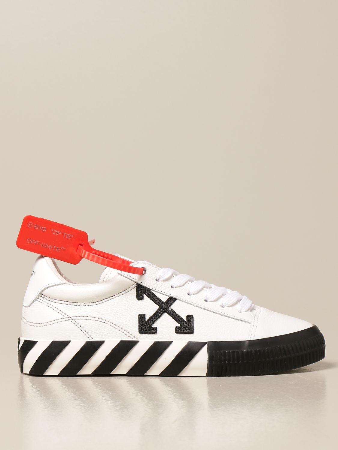 OFF-WHITE: Off White sneakers textured leather with logo - White | Off- White sneakers OWIA178R21LEA002 online on GIGLIO.COM