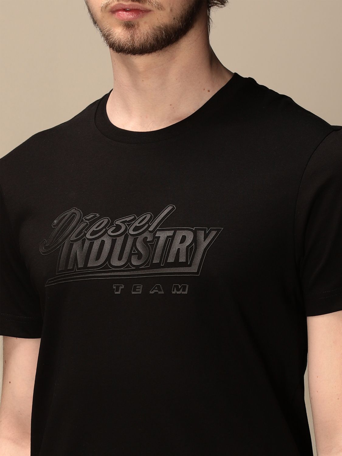 DIESEL：Tシャツ メンズ - ブラック | GIGLIO.COMオンラインのDiesel Tシャツ A02558 0AAXJ