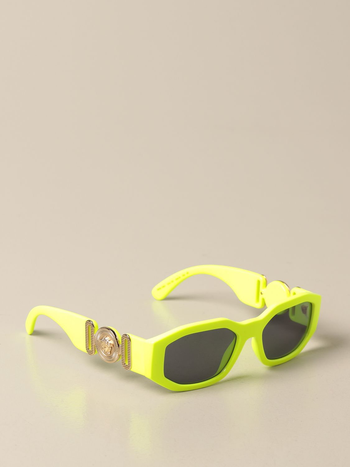 vangst Zeeanemoon Ontwijken VERSACE: sunglasses in acetate with a medusa head - Yellow | Versace  sunglasses MOD.4361 online on GIGLIO.COM