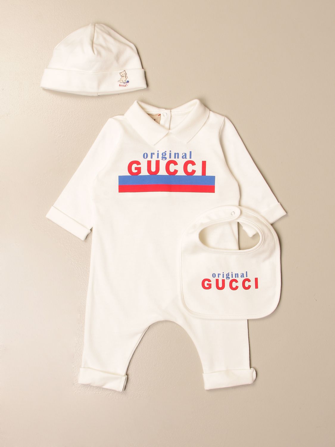 Pack Gucci: Gucci jumpsuit + bib + hat set with Original logo milk 1