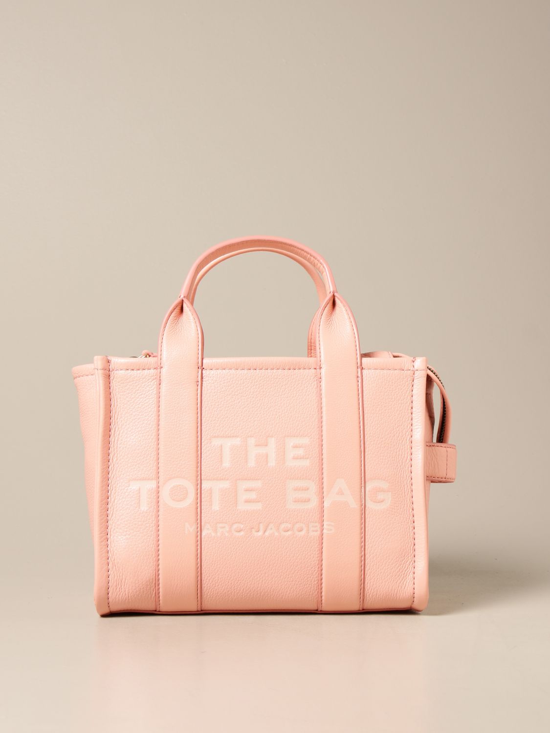 MARC JACOBS: The mini Traveler bag in textured leather - Salmon