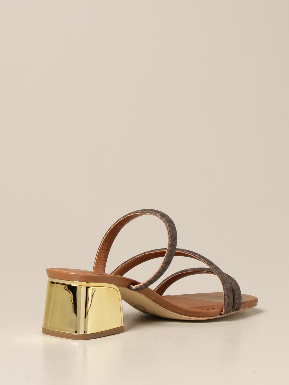 isotoner closed back slippers