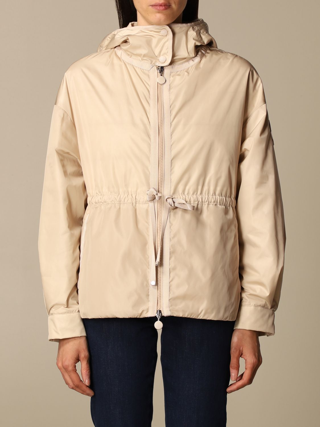 moncler winterjacke beige