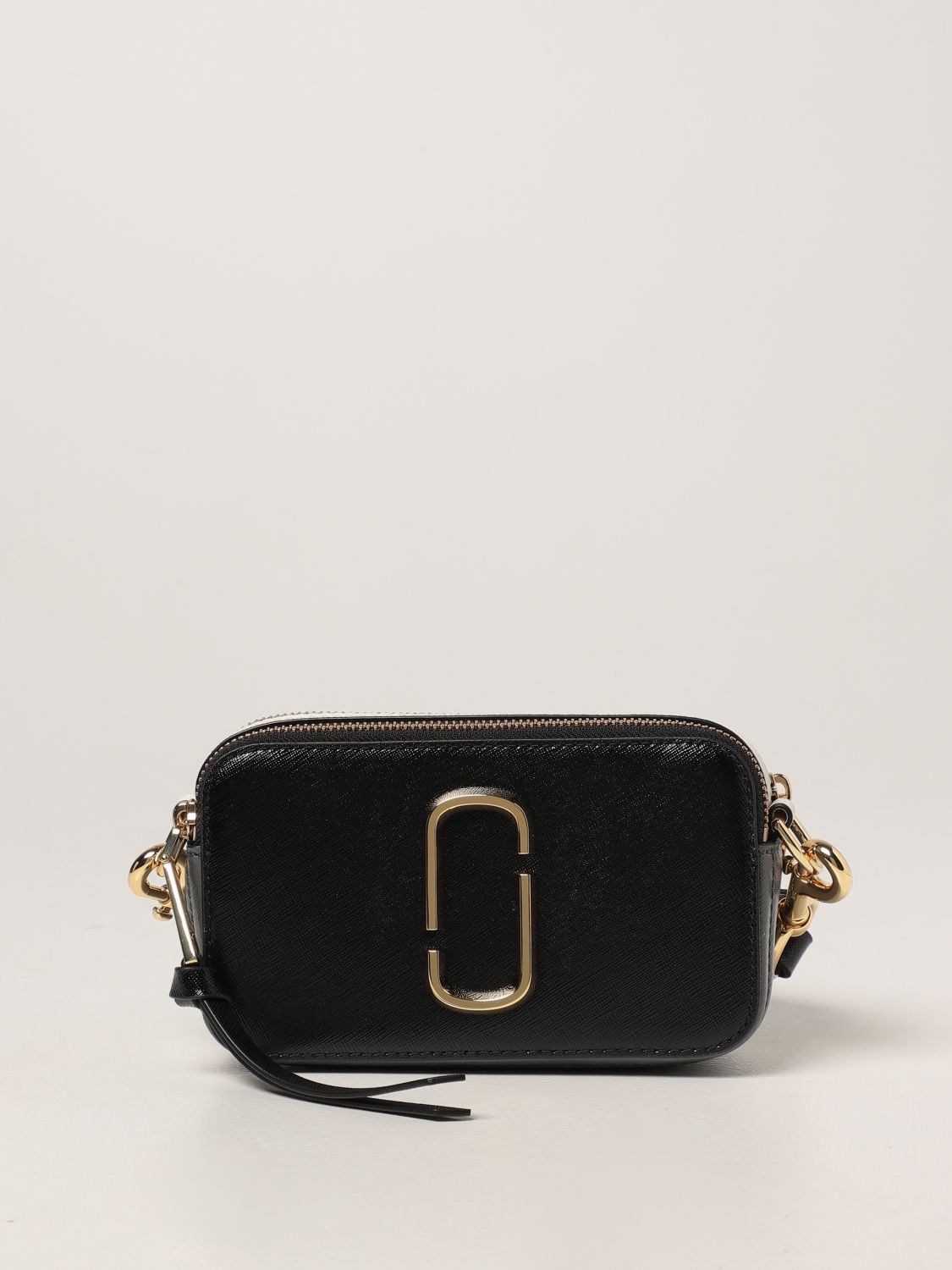 Marc Jacobs Snapshot black bag  Bags, Marc jacobs snapshot bag, Luxury bags  collection