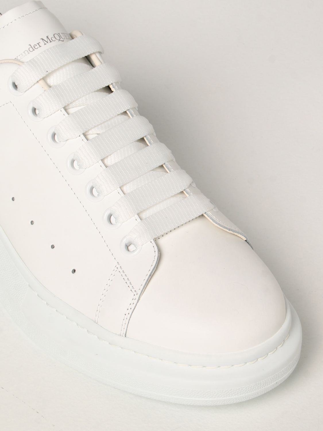 ALEXANDER MCQUEEN: Larry leather sneakers - White | Alexander Mcqueen ...