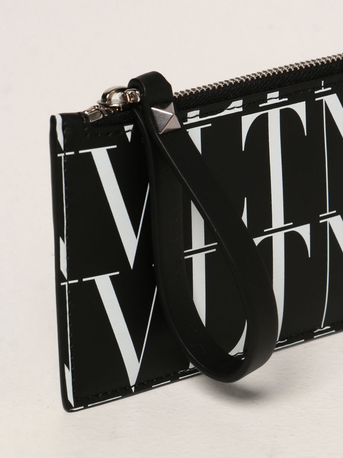 vltn pouch