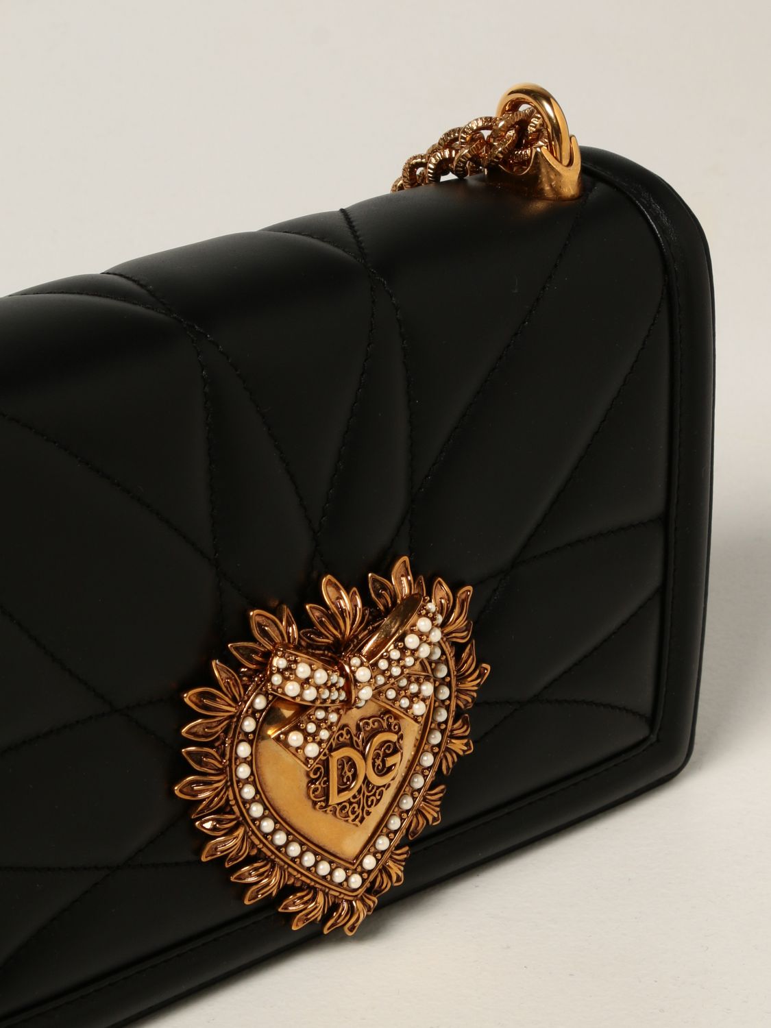 DOLCE \u0026 GABBANA: Borsa Devotion in nappa trapuntata con logo - Nero | Borsa  A Spalla Dolce \u0026 Gabbana BB6652 AV967 GIGLIO.COM