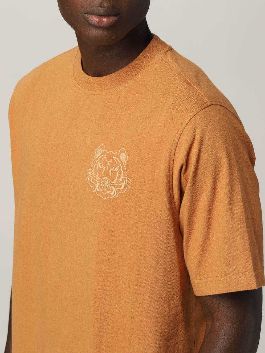 T-shirt Kenzo: T-shirt Kenzo con tigre ricamata ruggine 4
