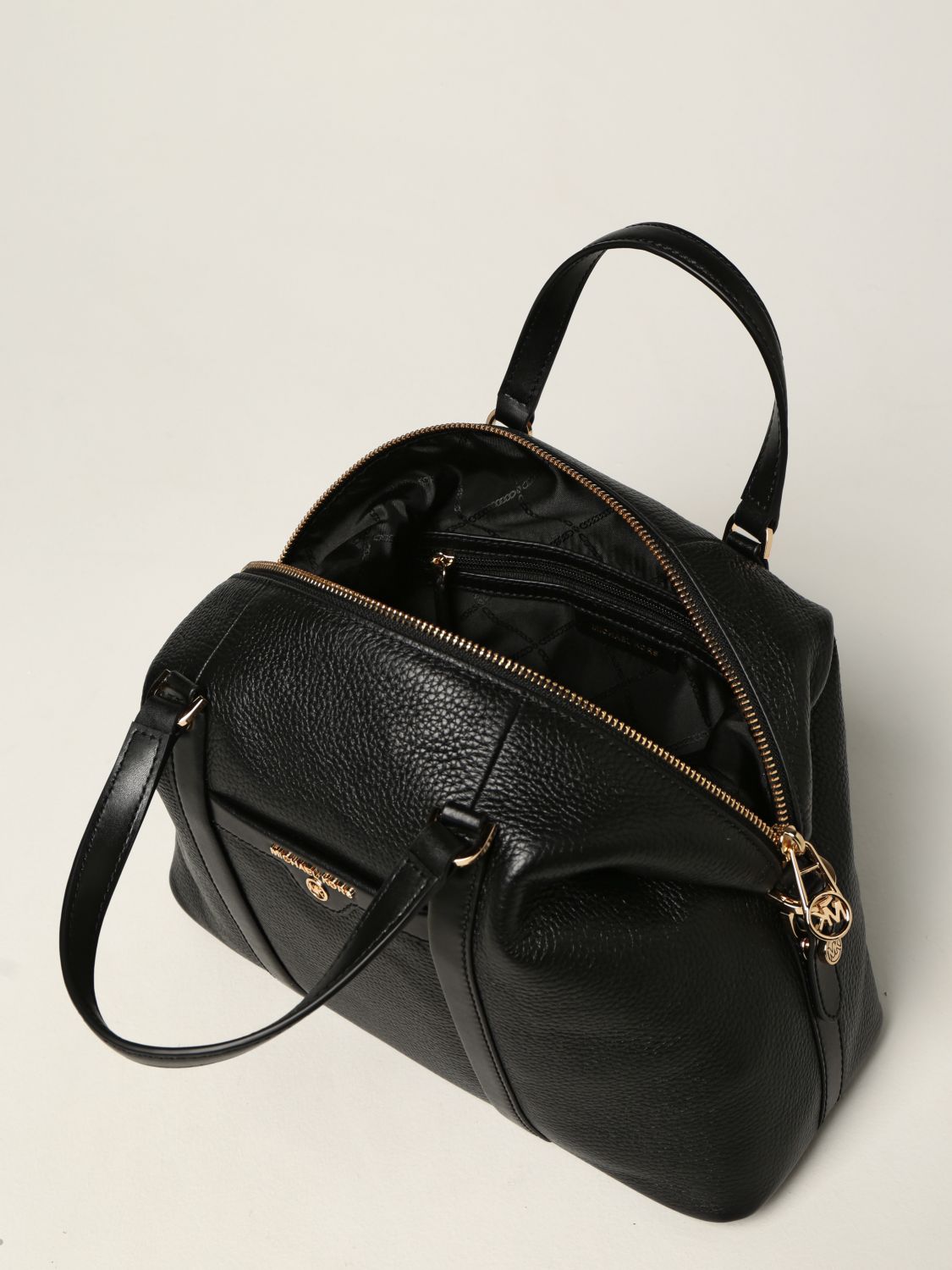 black michael kors pocketbook