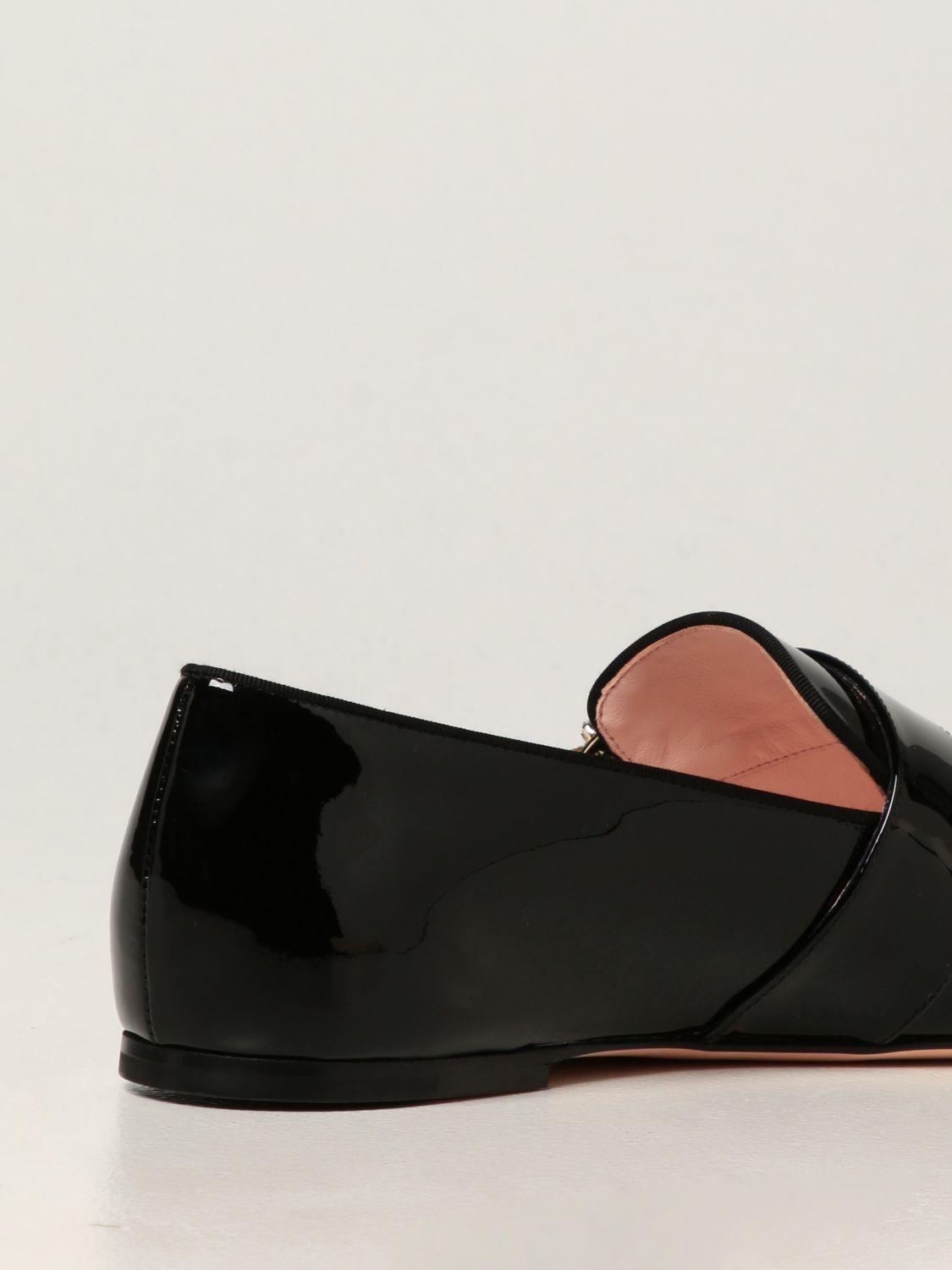 sandalias y chanclas de Mocasines Mujer Zapatos de Zapatos planos Mocasines Roger Vivier de Cuero de color Negro 
