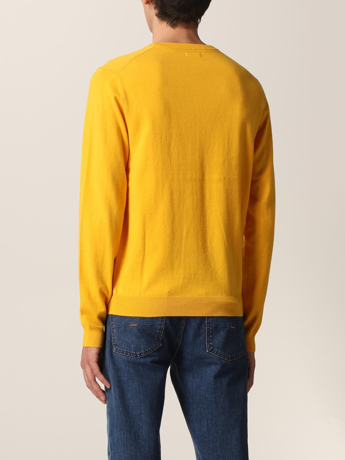 mustard yellow jumper