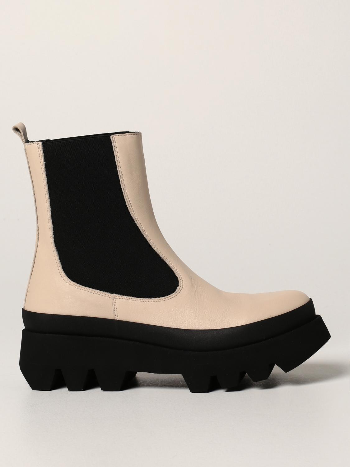 women's designer flat boots