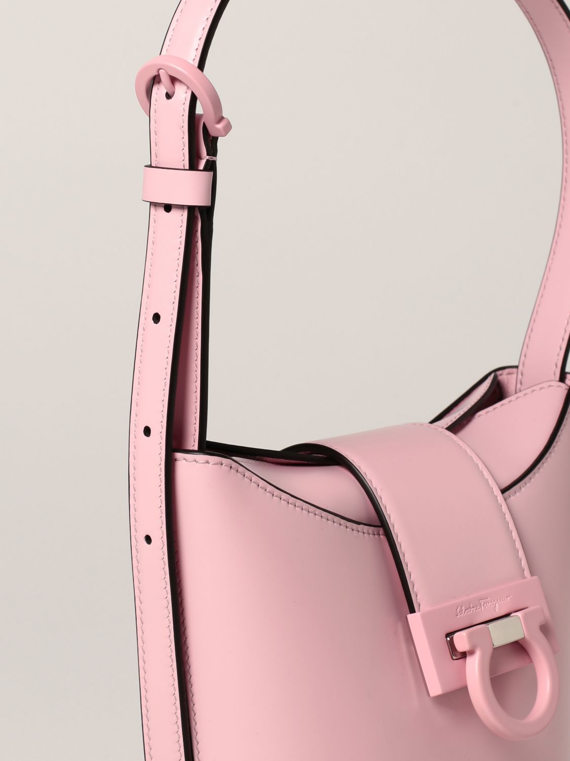 Shoulder bag Salvatore Ferragamo: Salvatore Ferragamo Trifolio bag in leather pink 4