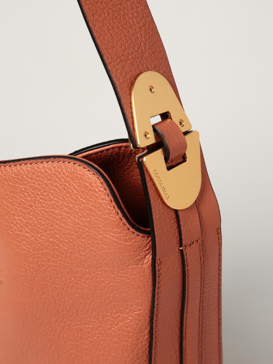 COCCINELLE Josephine shoulder bags in grained leather Brown