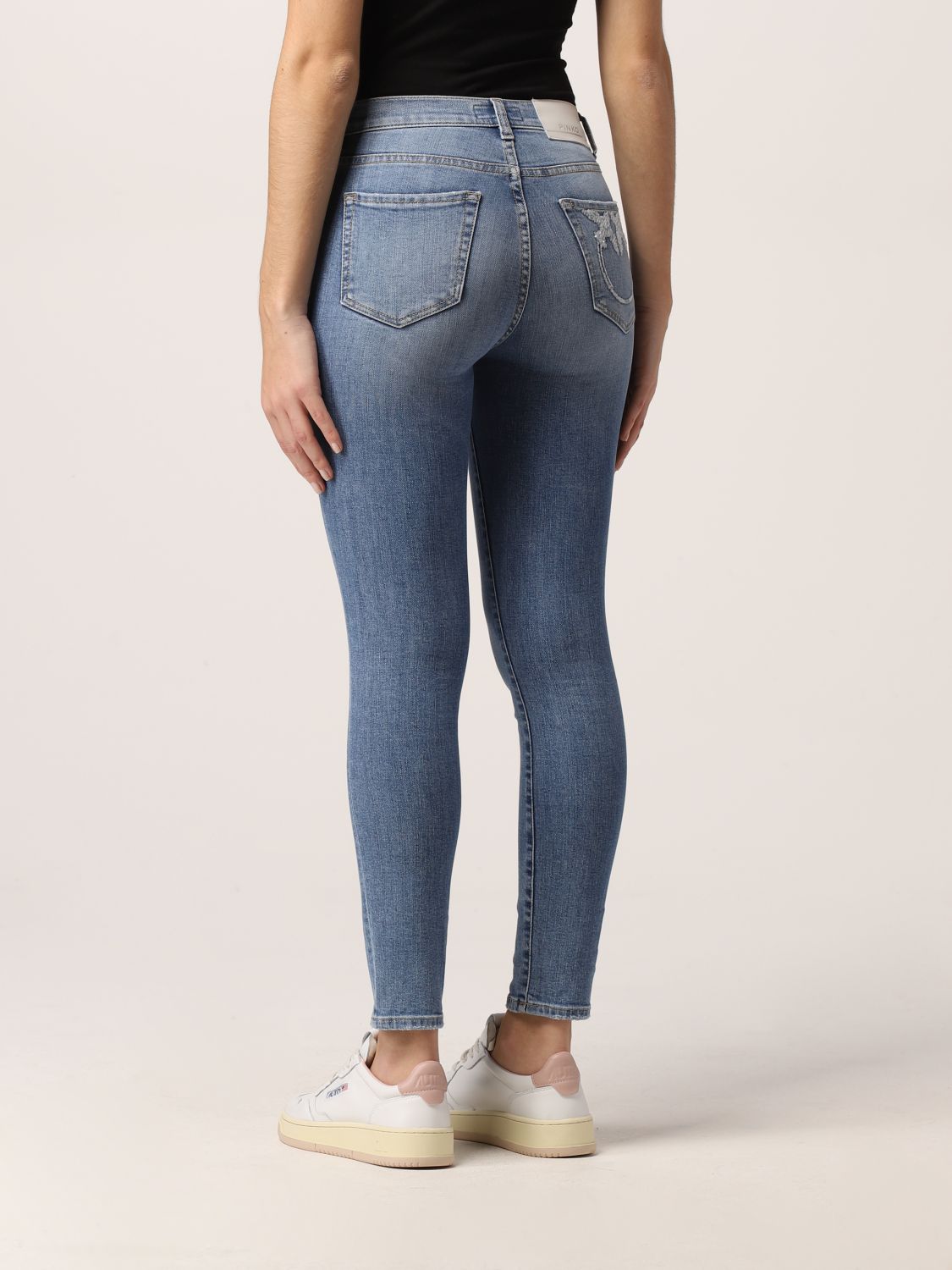 aritzia frame jeans