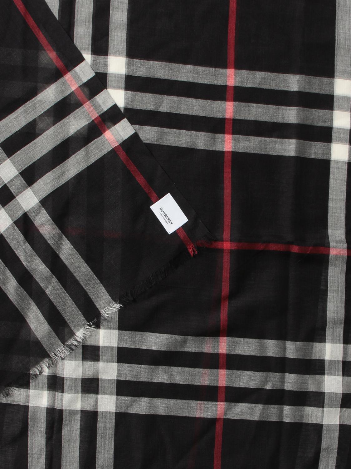 blue burberry fabric