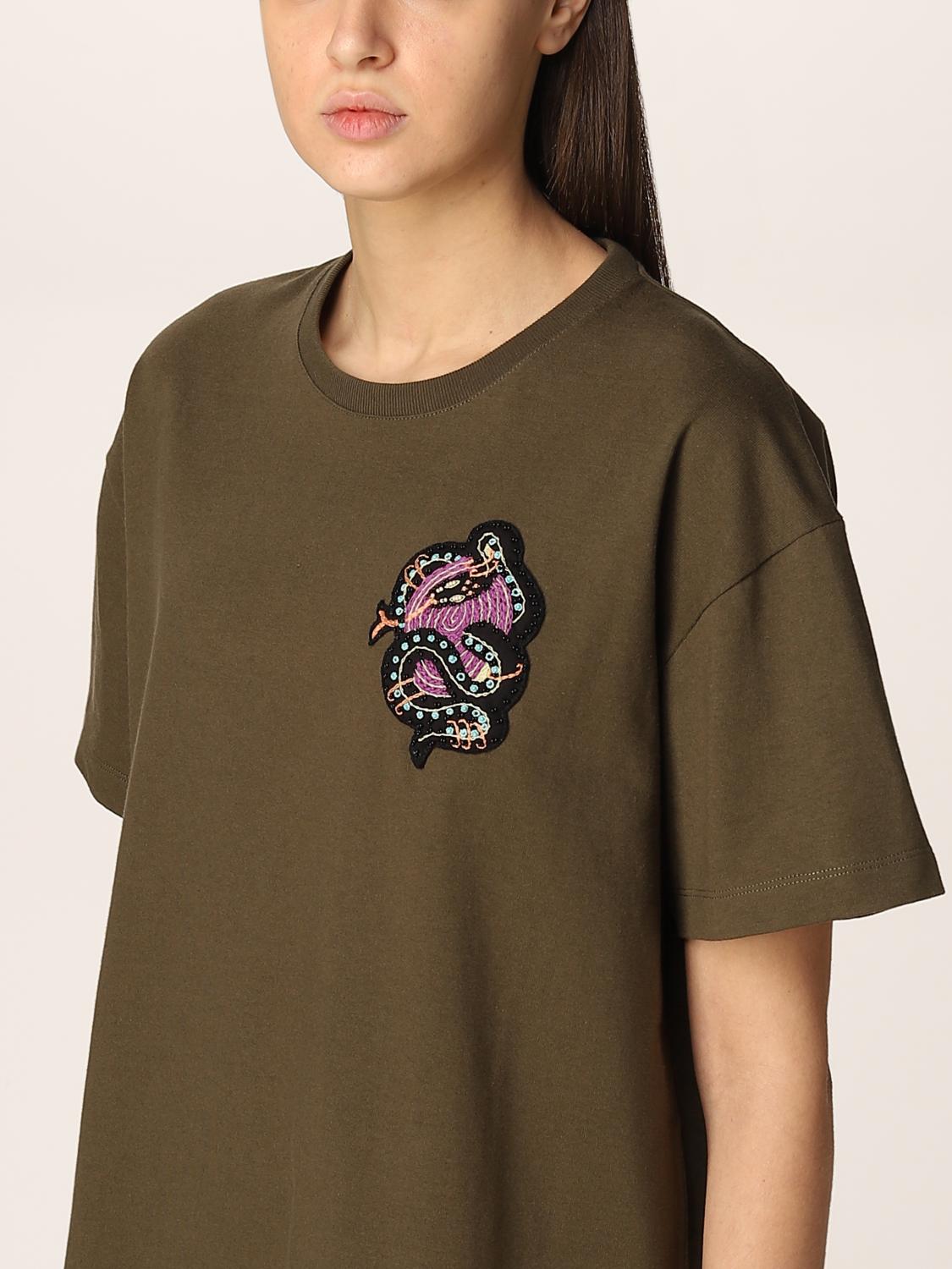 Embroidered patch t shirt Clearance