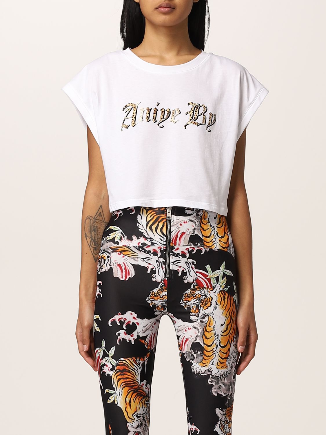 Donna Abbigliamento da T-shirt e top da Top a manica corta Top cropped con logo di Aniye By in Bianco 