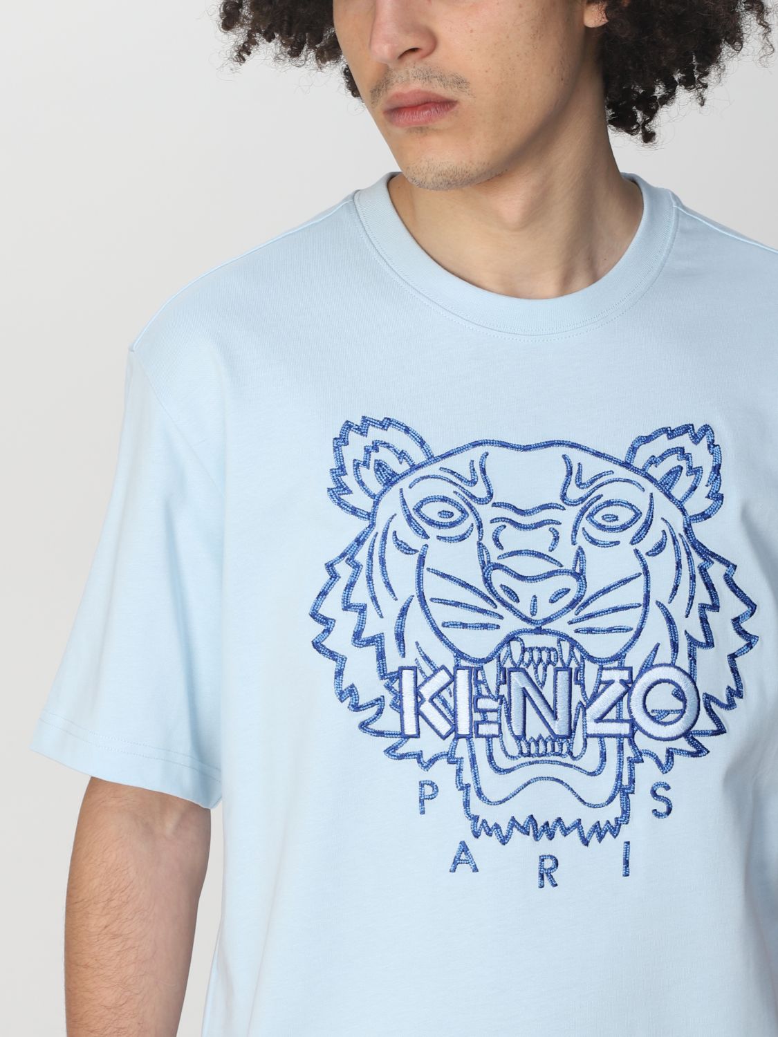 Pick up blade Person med ansvar for sportsspil bjælke KENZO: T-shirt with embroidered tiger - Gnawed Blue | Kenzo t-shirt  FC55TS2184YF online on GIGLIO.COM