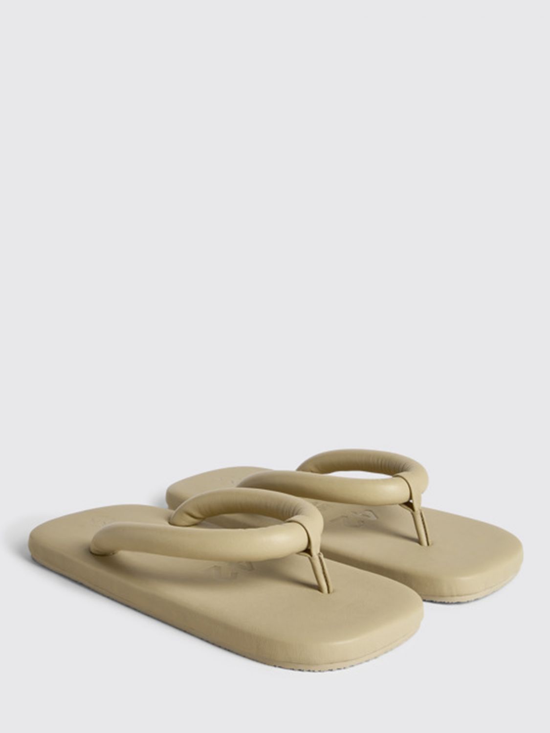 Camperlab Outlet: Hastalavista flip-flops in calfskin - Beige