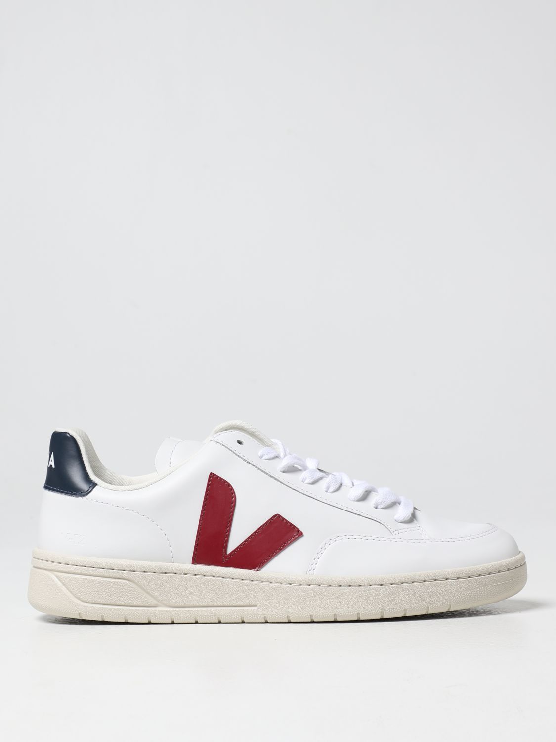 VEJA: sneakers in smooth leather - White | Veja sneakers XD0201955 ...