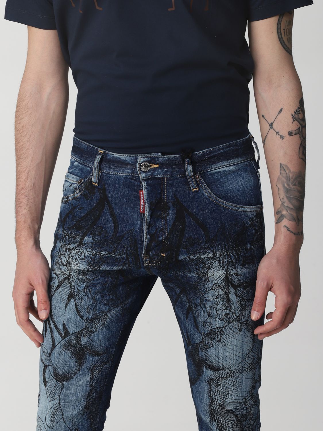 Dsquared2 jeans in washed denim with print