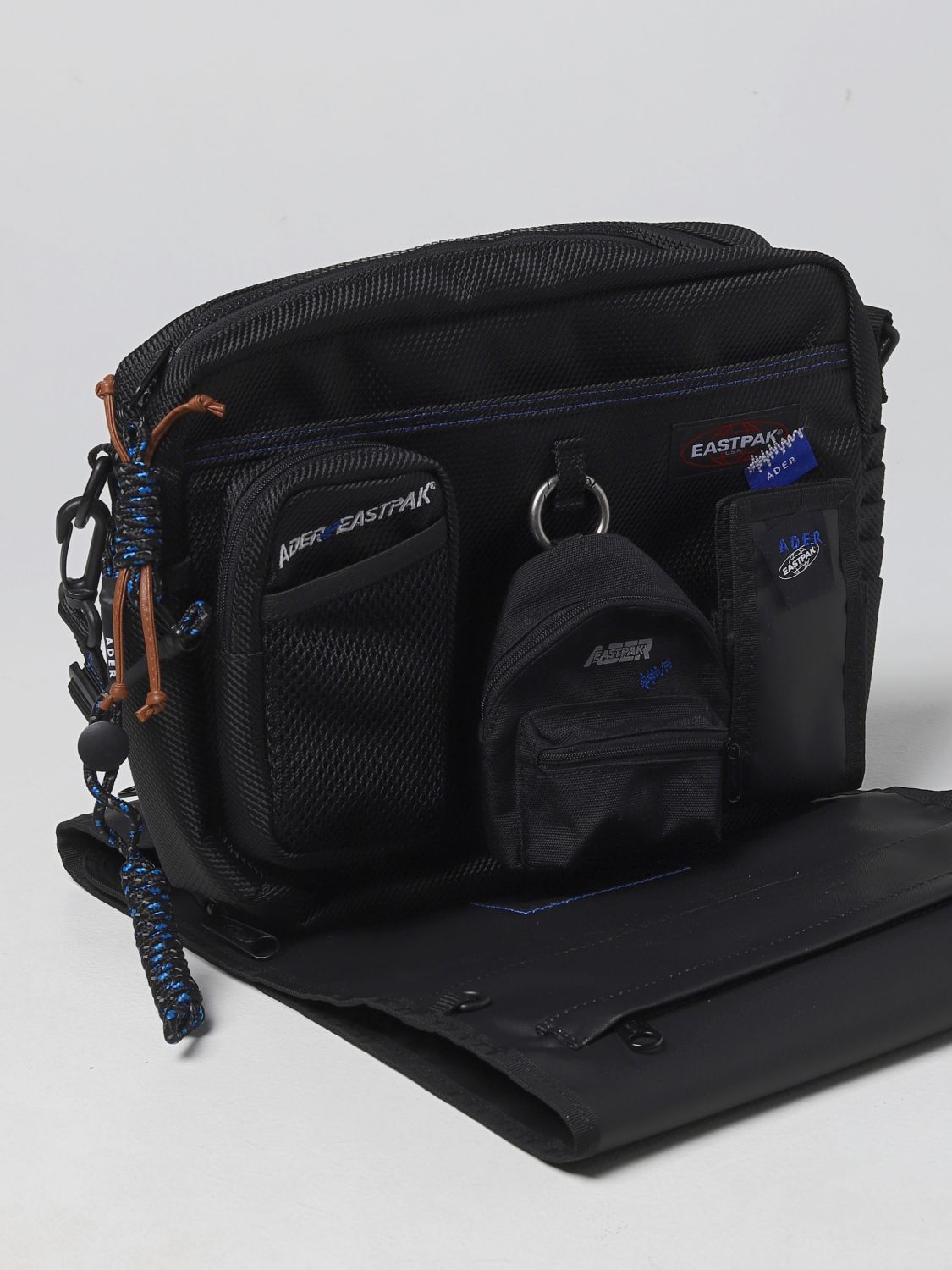 Shoulder bag Eastpak: Eastpak Ader Pak bag in canvas black 3