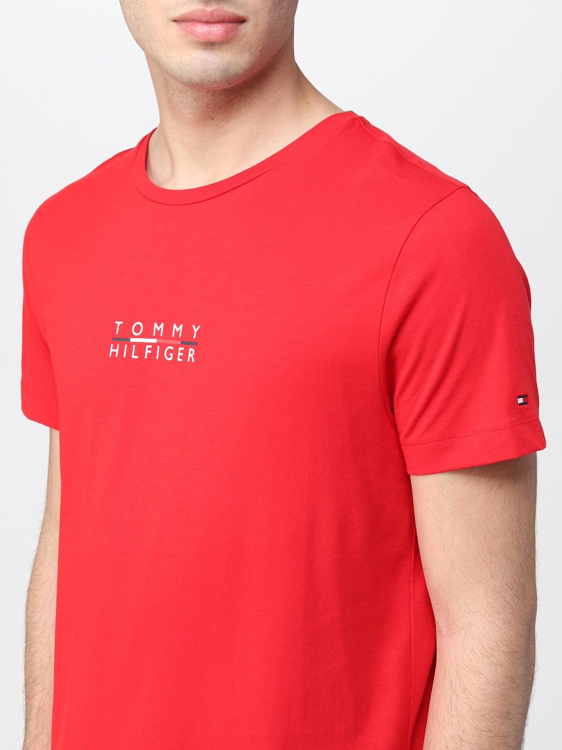 TOMMY HILFIGER: T-shirt men - Red | T 