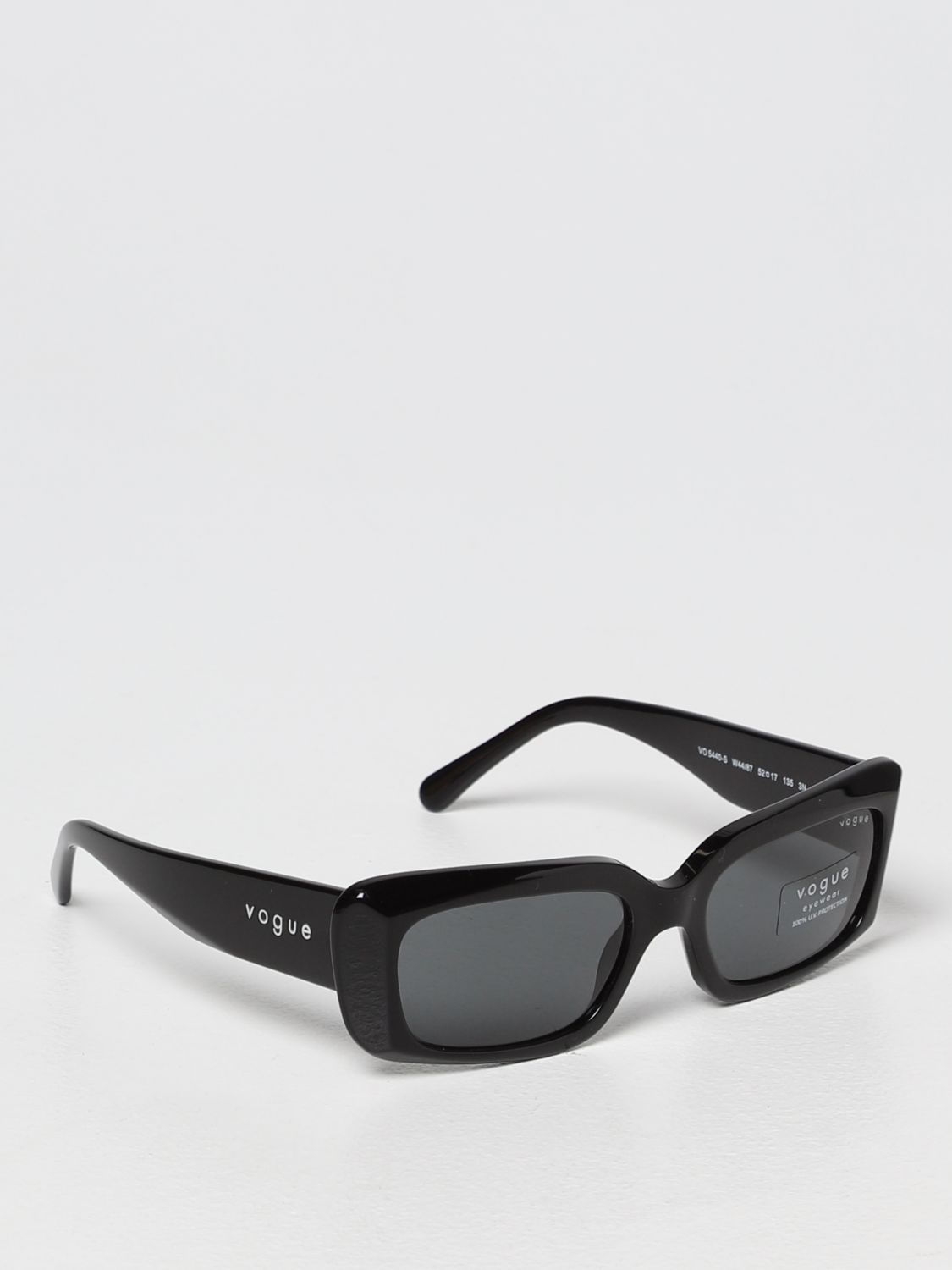 Glasses Vogue: Vogue sunglasses in acetate black 1