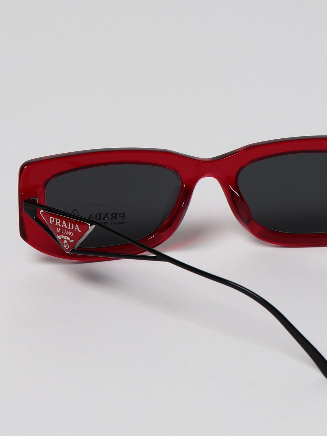 Gafas Prada: Gafas de sol Prada de acetato y metal rojo 4