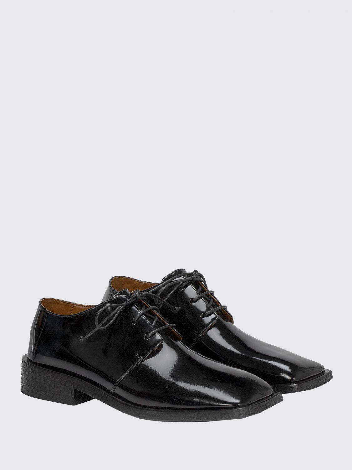 Brogue shoes Marsèll: Marsèll Spatoletto Derby in abrasive leather black 2