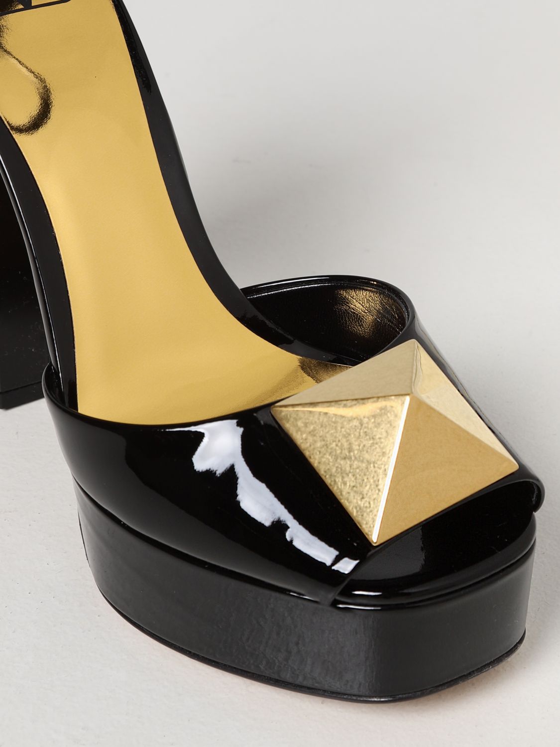 Heeled sandals Valentino Garavani: Valentino Garavani heeled sandals for women black 4