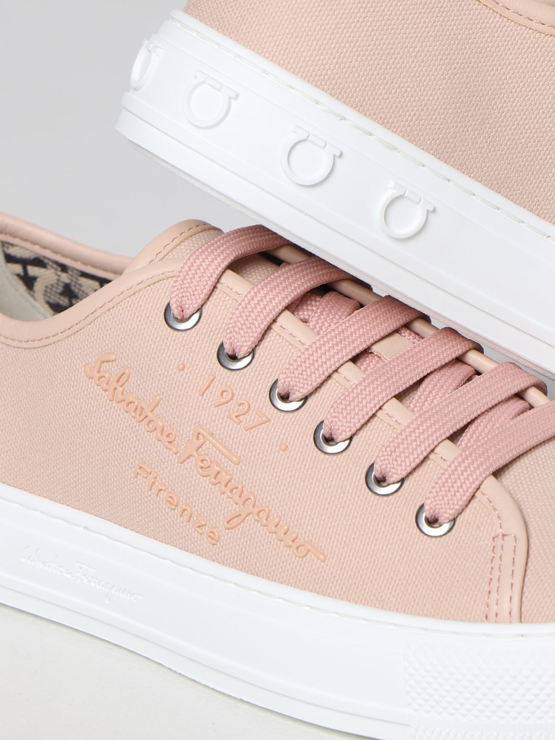 Sneakers Salvatore Ferragamo: Salvatore Ferragamo sneakers for women pink 4