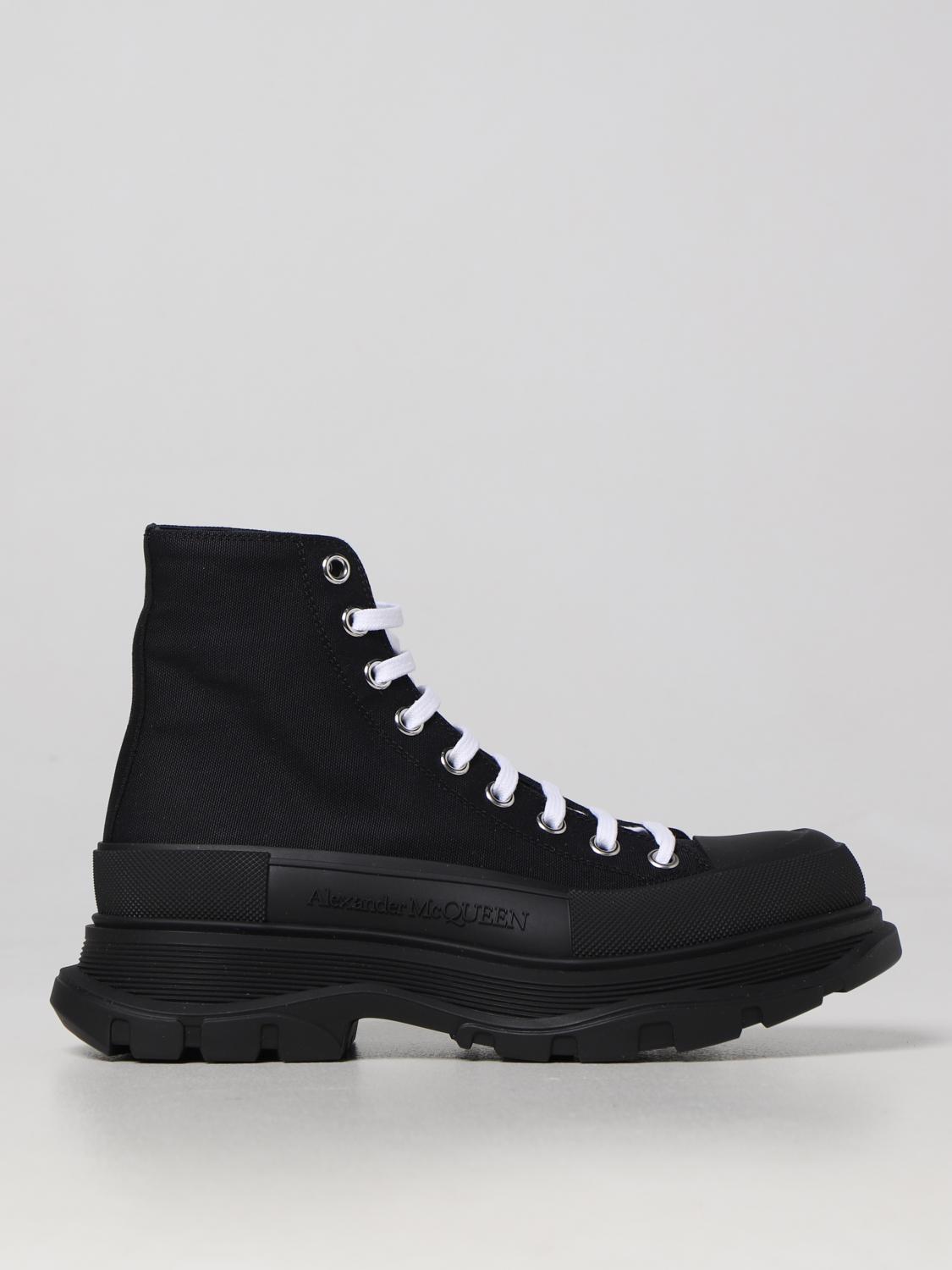 Alexander Mcqueen Boots Men Color Black 2 In Black 2
