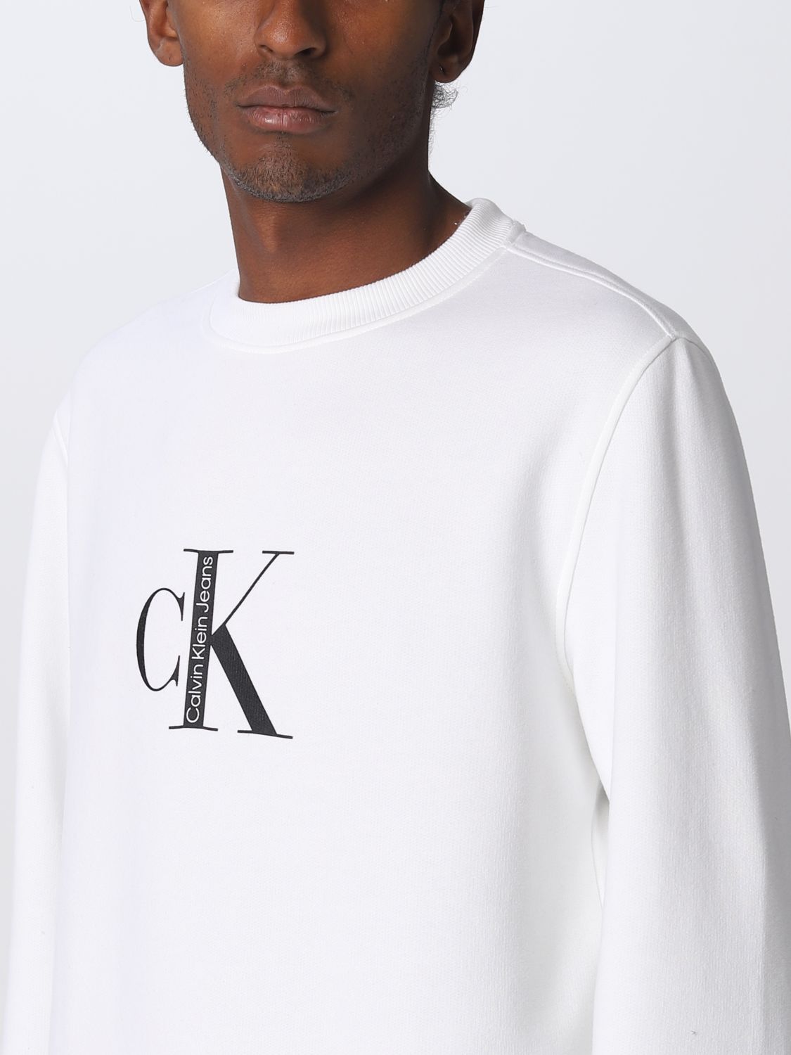 Vrijstelling gisteren Betasten CALVIN KLEIN JEANS: Calvin Klein CK crewneck sweatshirt - White | Calvin  Klein Jeans sweatshirt J30J321900 online on GIGLIO.COM