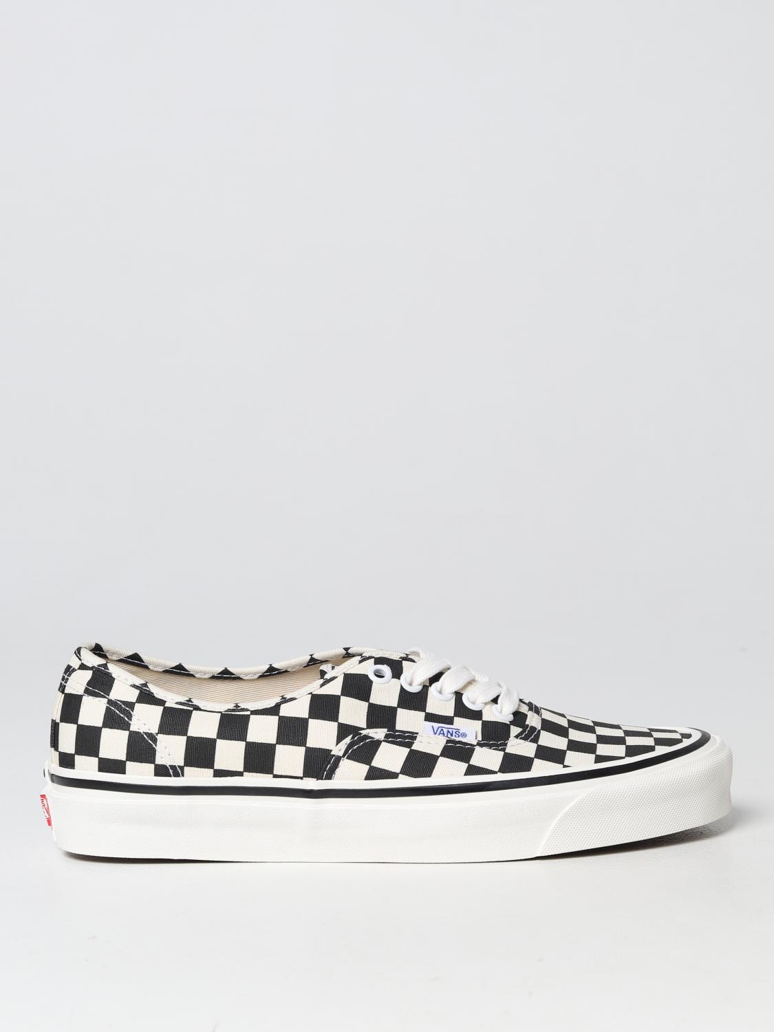 Vans Sneakers  Men Color White