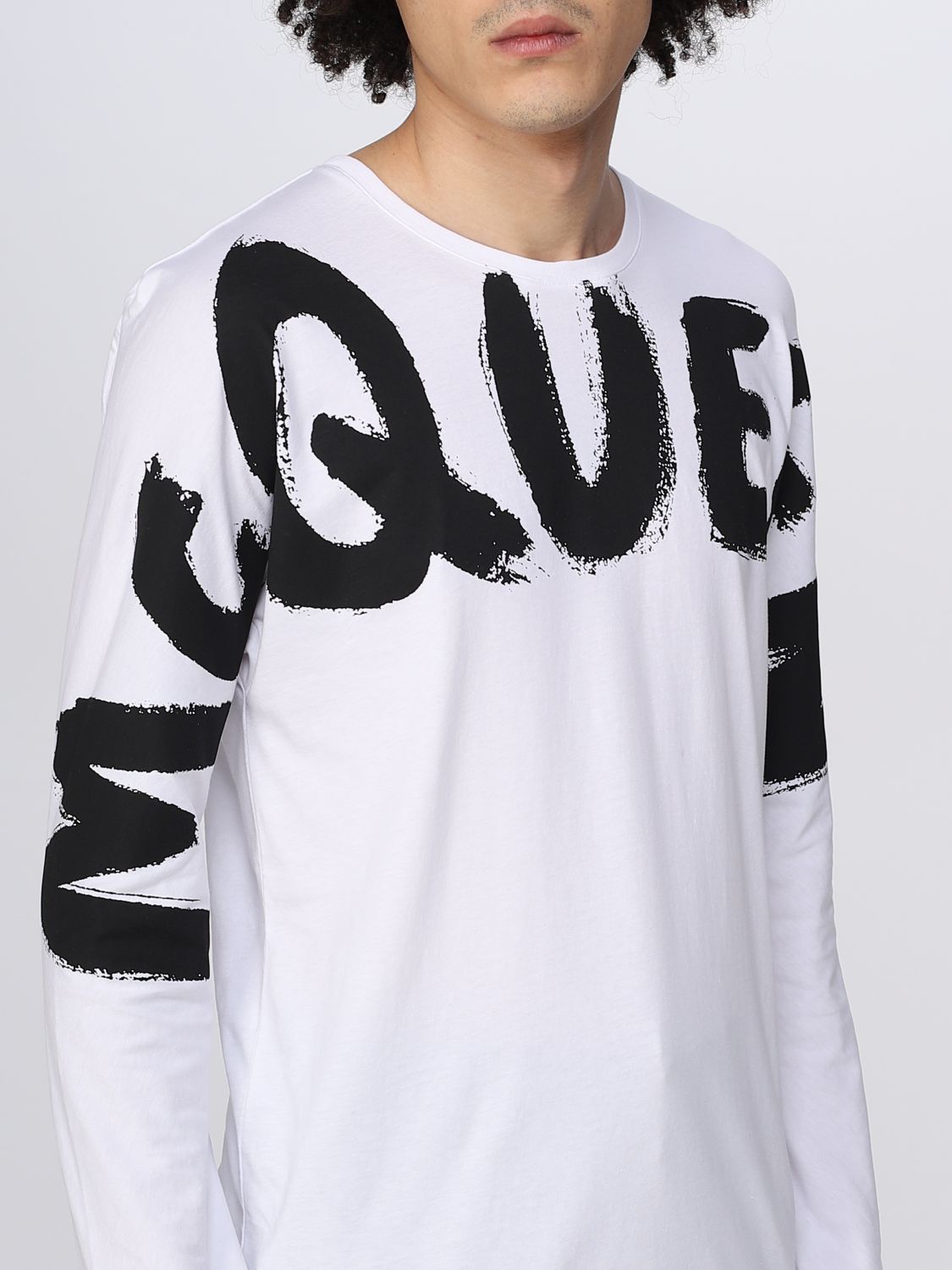 ALEXANDER MCQUEEN: t-shirt for man - White | Alexander Mcqueen t-shirt ...