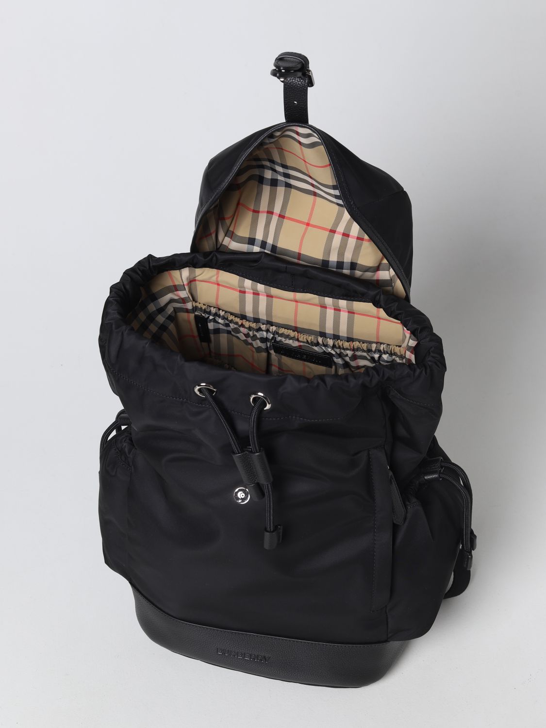 BURBERRY: duffel bag for kids - Black | Burberry duffel bag 8025038 online  on 