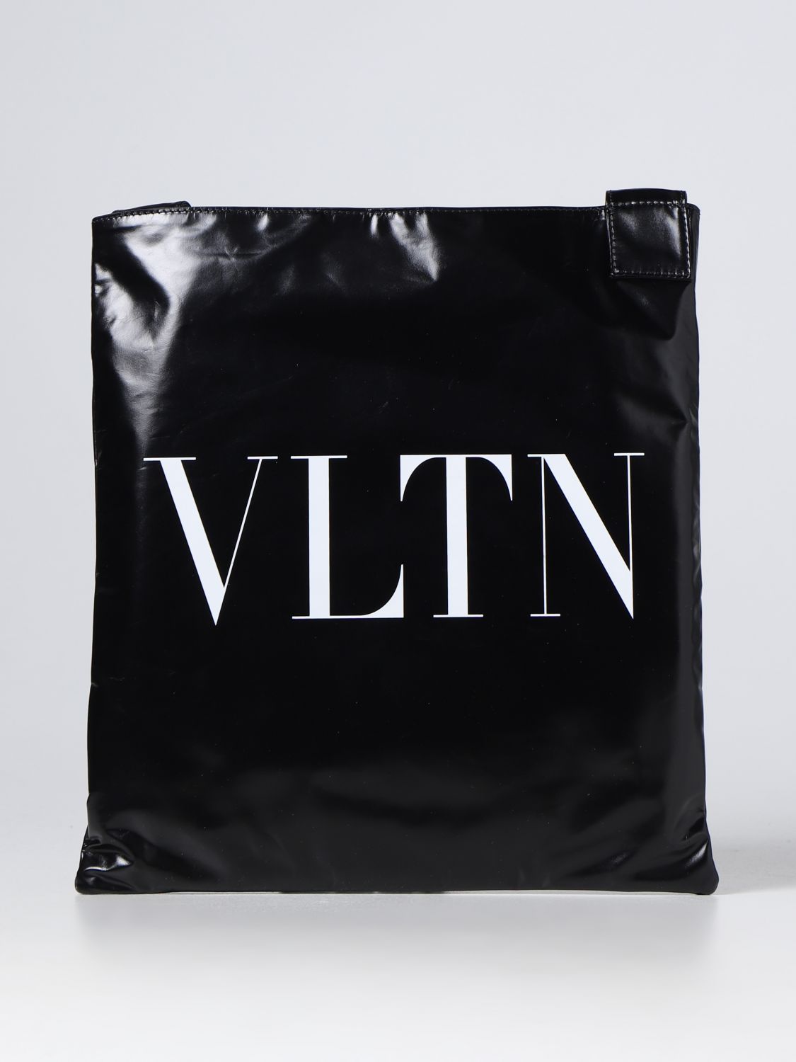 Valentino Garavani Outlet: Valentino VLTN bag in leather - Black
