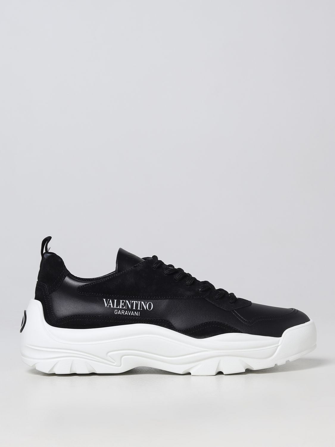 VALENTINO GARAVANI: Gumboy leather sneakers - Black | Valentino Garavani sneakers 2Y2S0B17VRN online at