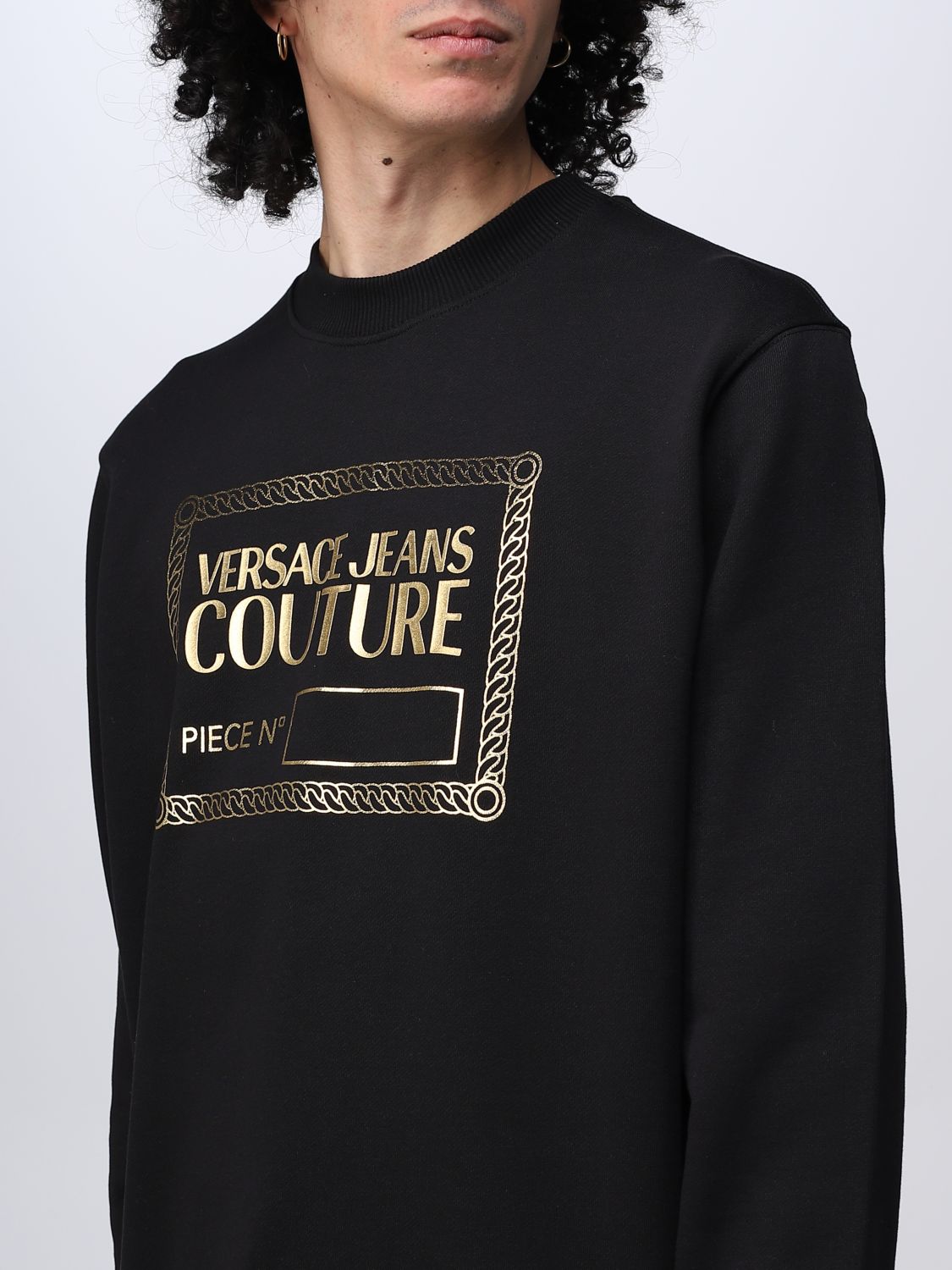 plakboek Zuidelijk Leugen VERSACE JEANS COUTURE: sweatshirt for man - Black | Versace Jeans Couture  sweatshirt 74GAIT11CF01O online on GIGLIO.COM