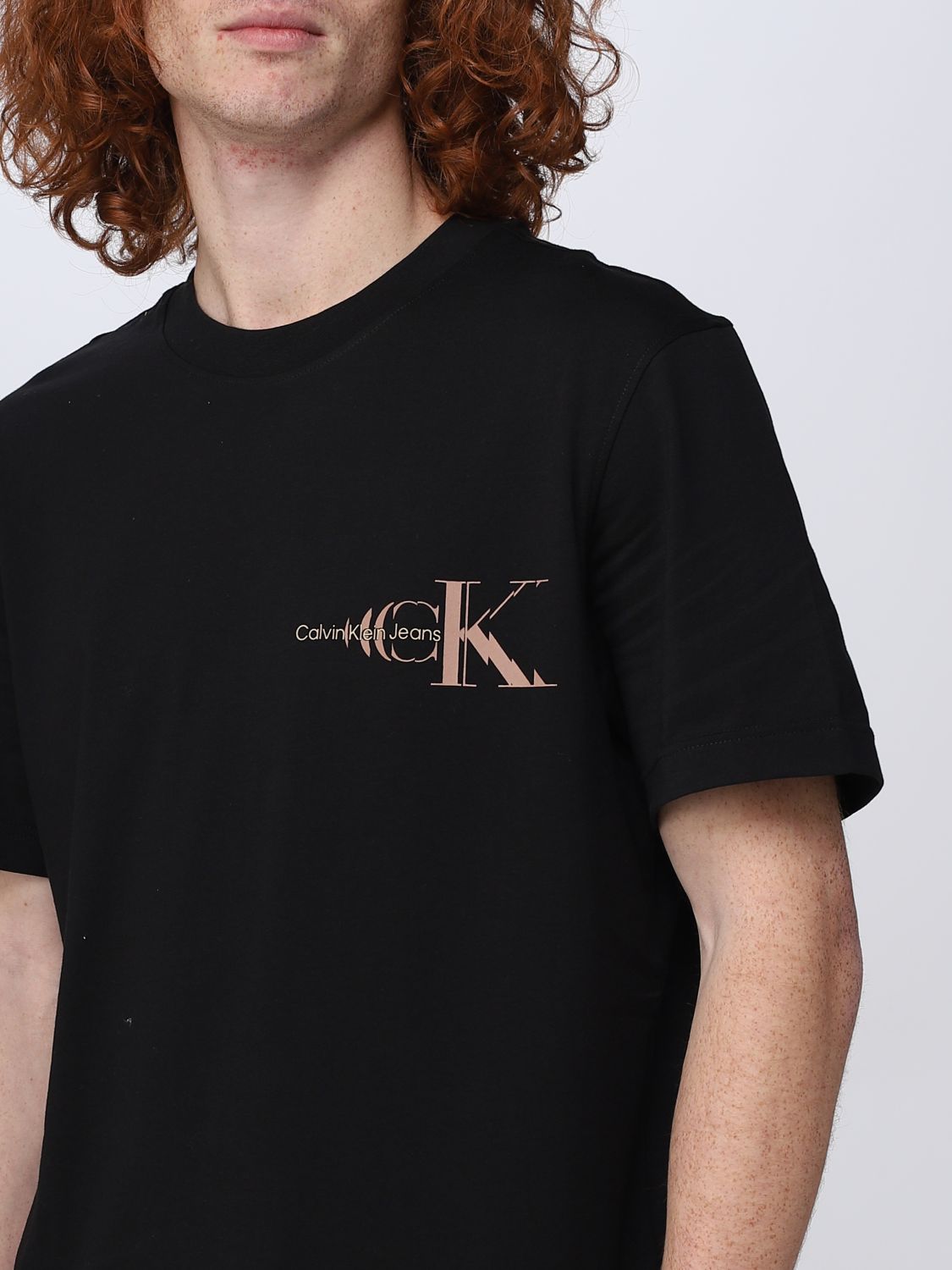 moordenaar Minachting Onderdompeling CALVIN KLEIN JEANS: t-shirt for man - Black | Calvin Klein Jeans t-shirt  J30J322632 online on GIGLIO.COM