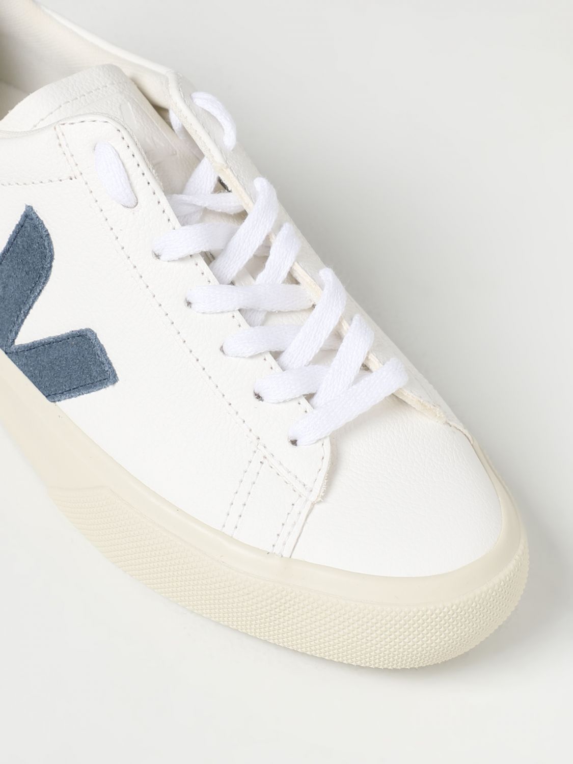 Sneakers Veja: Sneakers Campo Veja in pelle chromefree bianco 4