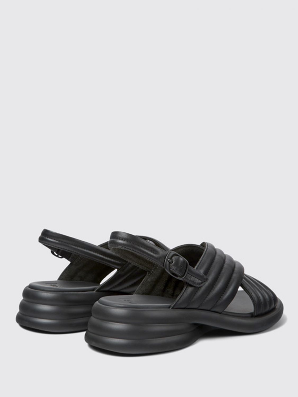 CAMPER: Sandales plates femme - Noir | Sandales Plates Camper K201494 ...