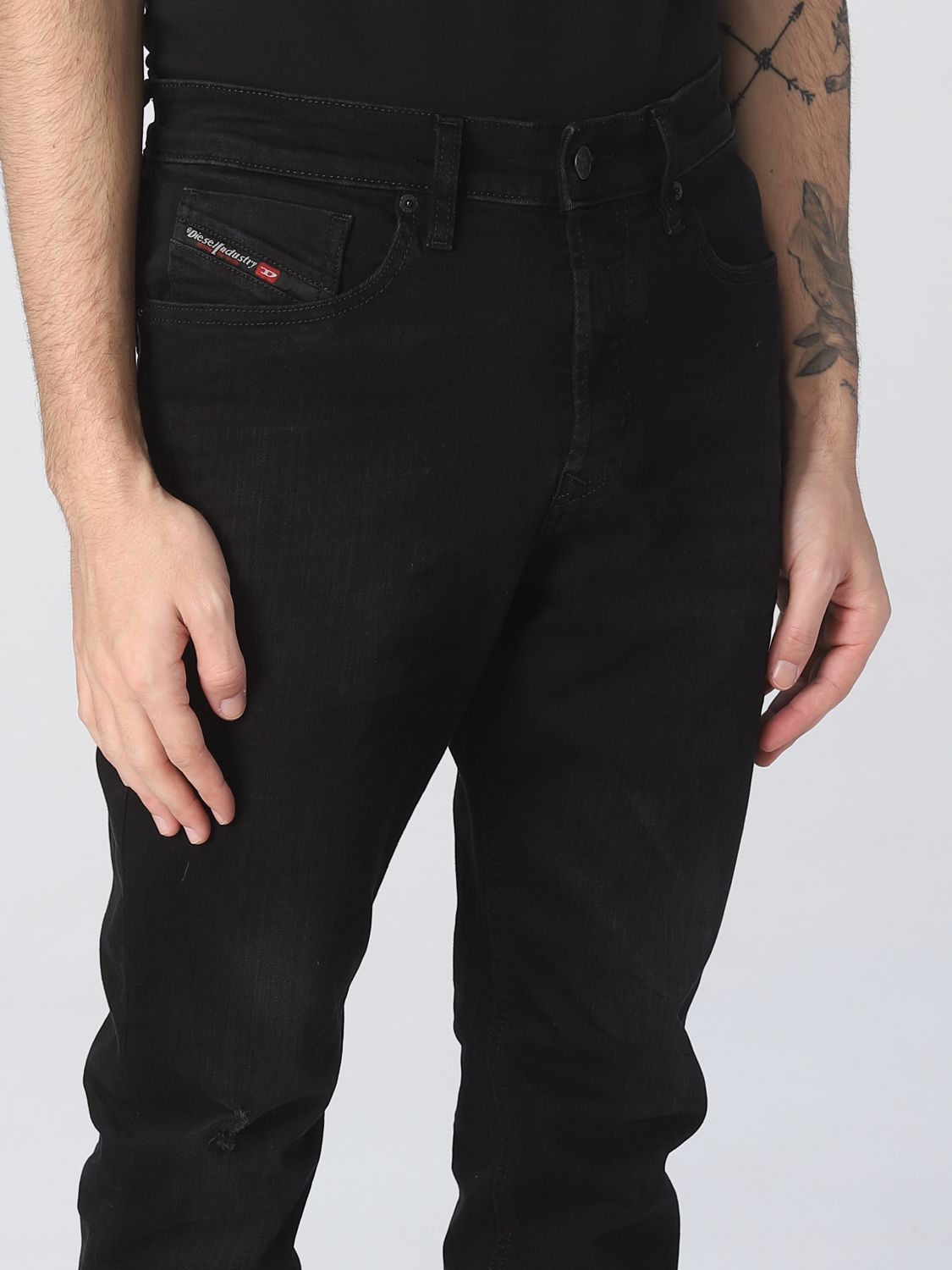 wetgeving Voorouder noorden DIESEL: jeans for man - Black | Diesel jeans A035710TFAS online on  GIGLIO.COM